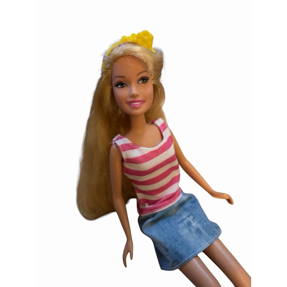 Barbie Sisters Stacie Doll Pink Striped‎ Top & Denim Skirt Blond Hair Brown Eyes